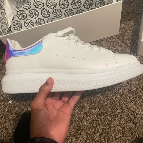 Alexander Mcqueens " White Iridescent " - Picture 7 of 12